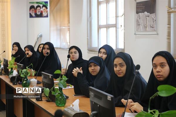 برگزاری جلسه شورای هماهنگی میدان ۱۴ صفر 2 در ناحیه 6 مشهد