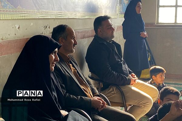 مراسم درختکاری در دبستان امام هادی(ع) ناحیه یک شهرری