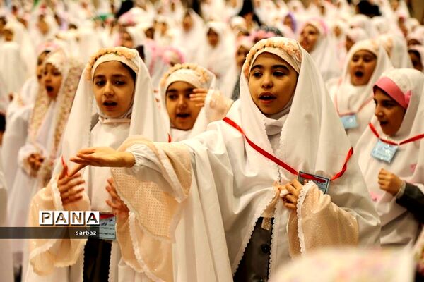 برگزاری جشن تکلیف ۲ هزار دانش‌آموز دختر اردبیلی