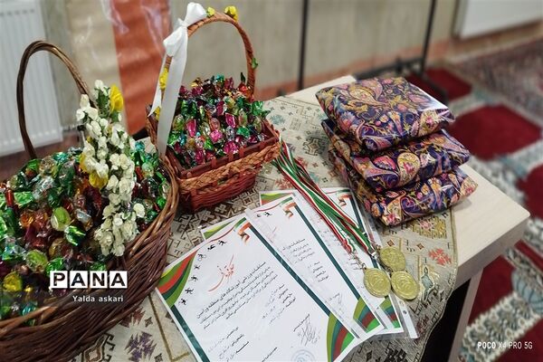 جشن سه‌شنبه های مهدوی و میلاد امام جواد علیه السلام  در مدرسه‌ منتصرین شاهد