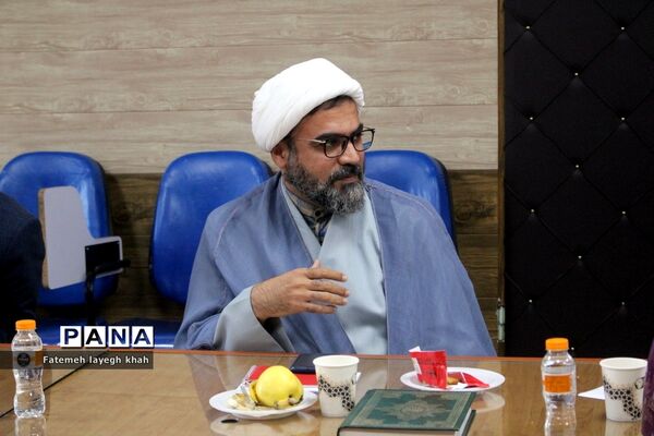 نشست آسیب شناسایی فعالیت‌های پرورشی (میز خدمت) آموزش و پرورش استان بوشهر