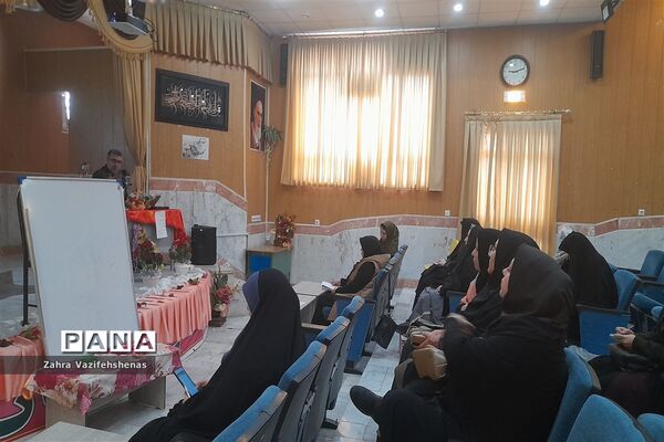 کارگاه ضمن خدمت سپهر دانش و معرفت طرح نماد، ویژه رابطان مشاوره  شهرستان شیروان