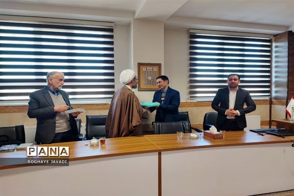 ناظرین طرح درس‌هایی از قرآن در ناحیه یک بهارستان