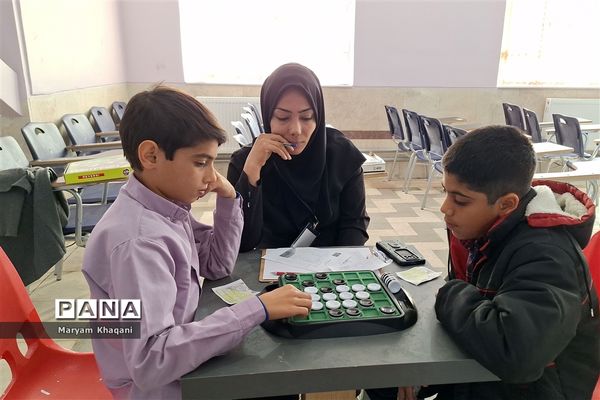 المپیاد بازی‌های فکری رویش دانش‌آموزان پسر دبستانی ناحیه 3 شیراز