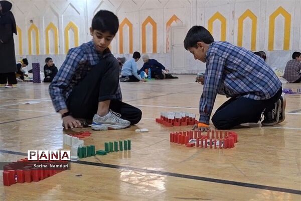 رقابت ۴۵۰ دانش‌آموز دختر دبستانی ناحیه ۳ شیراز در المپیاد بازی‌های فکری رویش