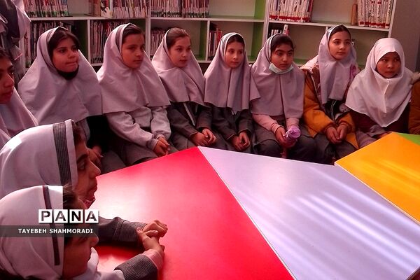 بازدید دانش‌آموزان دبستان بهرامی۲ از کتابخانه جدّا کهریزک