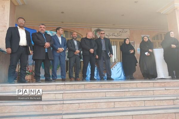 گرامی‌داشت هفته هوای پاک درآموزشگاه آیت‌الله خامنه‌ای اسلامشهر