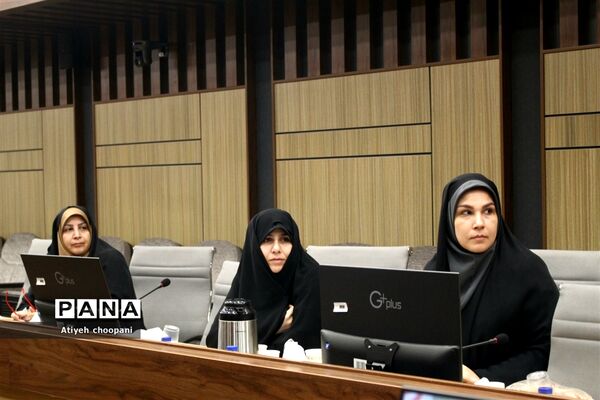 نشست هماهنگی کنگره شهدای دانش‌آموزی شهر تهران
