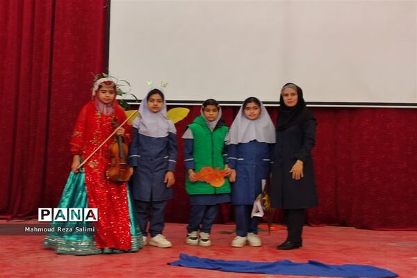 حضور پرشور دانش‌آموزان مدارس شهرستان بیضاء در سومین جشنواره ملی تئاتر درسی