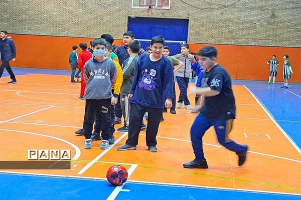 اردوی نیم روزه قهرمان من در کانون فرهنگی تربیتی سلمان