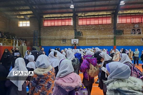 اردوی نیم روزه قهرمان من در کانون فرهنگی تربیتی سلمان