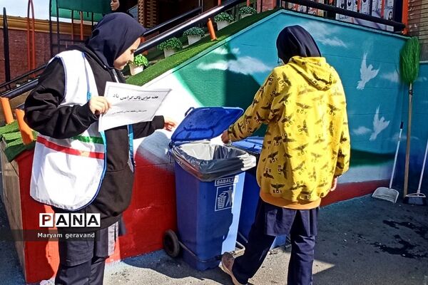 فعالیت سفیران سلامت در دبیرستان شاهد ندای فاطمه(س) به مناسبت روز هوای پاک