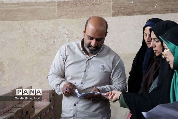 توزیع شیر در مدارس پاکدشت