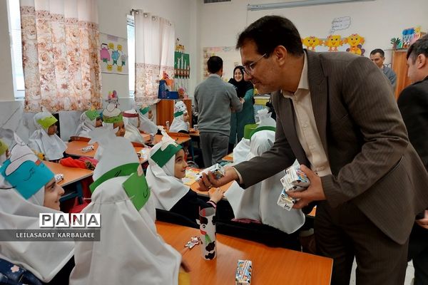 افتتاحیه طرح توزیع شیر مدارس در کهریزک