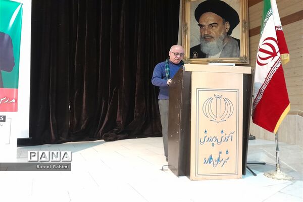 برگزاری کارگاه فن بیان و ارتباط سازی مؤثر ویژه معاونان پرورشی مدارس شهرستان ملارد