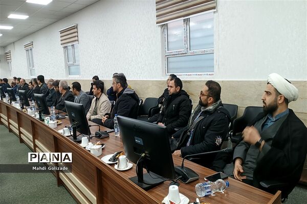 برگزاری جلسه معاونان پرورشی و مربیان تربیتی مدارس منطقه ۱۶