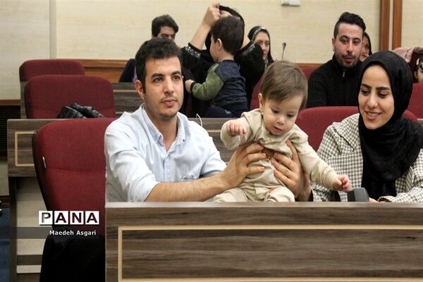 مراسم تجلیل از خانواده‌های کارکنان خانه معلم قم