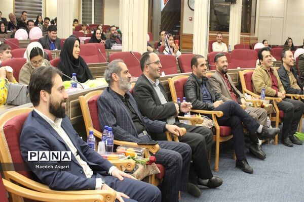 مراسم تجلیل از خانواده‌های کارکنان خانه معلم قم
