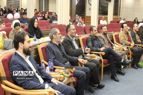 مراسم تجلیل از خانواده‌های کارکنان خانه معلم قم