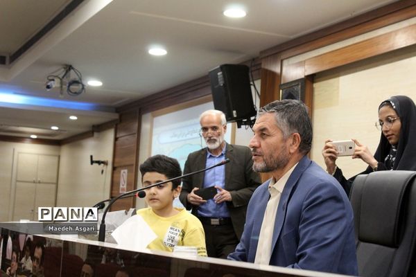 مراسم تجلیل از خانواده‌های کارکنان خانه معلم قم