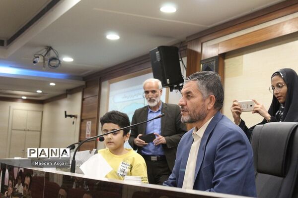 مراسم تجلیل از خانواده‌های کارکنان خانه معلم قم
