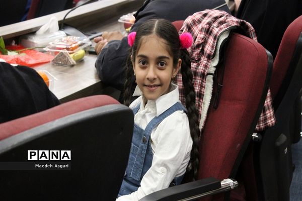 مراسم تجلیل از خانواده‌های کارکنان خانه معلم قم