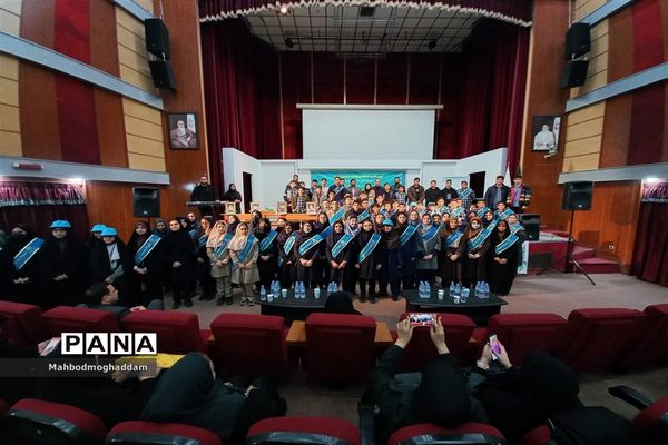 مراسم تنفیذ شهردار‌دانش‌آموز مدارس منطقه ۱۳ برگزار شد.