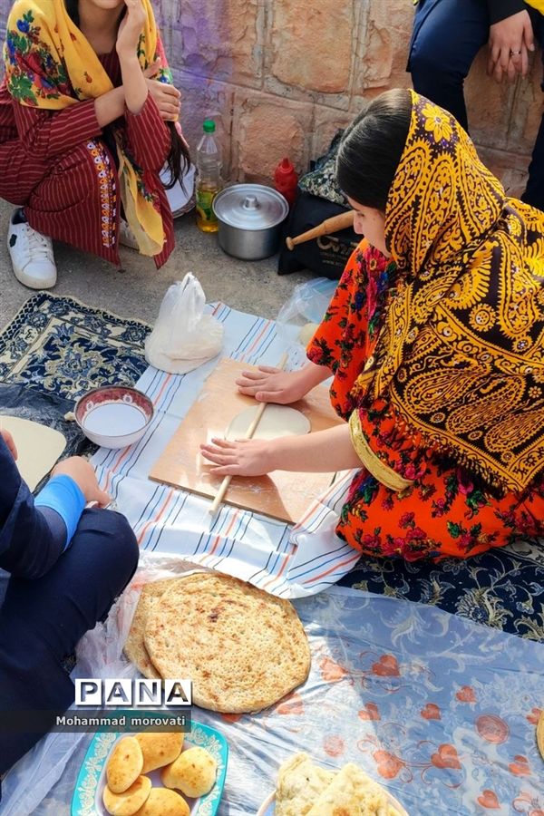 جشنواره سنت‌های بومی محلی شهرستان مانه و سملقان