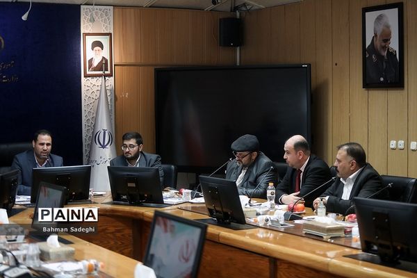 دیدار وزیر آموزش و پرورش با جمعی از معلمان و فرهنگیان عضو سندیکاهای کشور سوریه