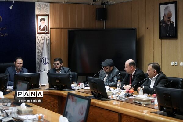 دیدار وزیر آموزش و پرورش با جمعی از معلمان و فرهنگیان عضو سندیکاهای کشور سوریه