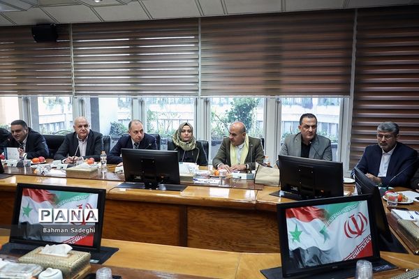 دیدار وزیر آموزش و پرورش با جمعی از معلمان و فرهنگیان عضو سندیکاهای کشور سوریه