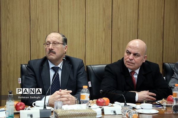 دیدار وزیر آموزش و پرورش با جمعی از معلمان و فرهنگیان عضو سندیکاهای کشور سوریه