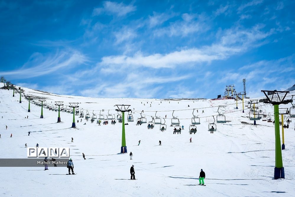 امکان استفاده جامعه فرهنگیان از پیست اسکی توچال