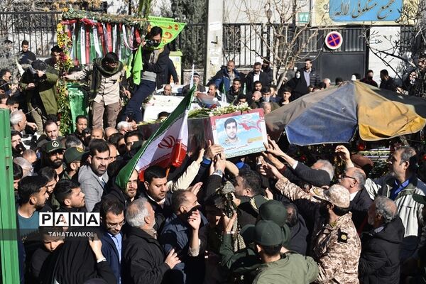 تشییع پیکر مطهر شهید مدافع حرم حسین محمدی در شهرستان پردیس