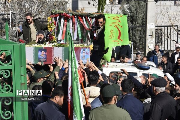 تشییع پیکر مطهر شهید مدافع حرم حسین محمدی در شهرستان پردیس