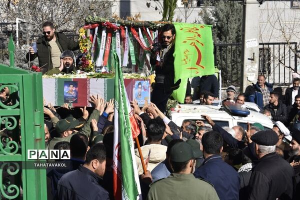 تشییع پیکر مطهر شهید مدافع حرم حسین محمدی در شهرستان پردیس
