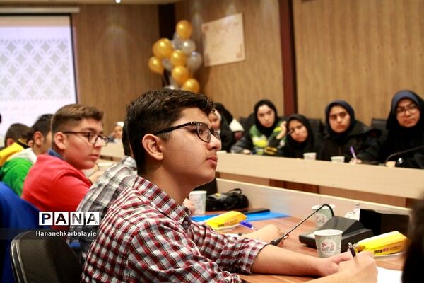 دوره آموزشی خبرنویسی ویژه دانش‌آموز‌خبرنگاران پانا در آموزش و پرورش ناحیه 2 بهارستان