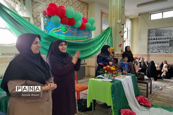 جشن ولادت امام جواد(ع) دانش‌آموزان دبیرستان فاطمیه شهرستان ملارد در مسجدجامع خامس آل عبا