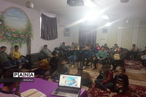 جشن پسران قرآنی  در میلادامام جواد(ع) در  شهرستان خلیل اباد