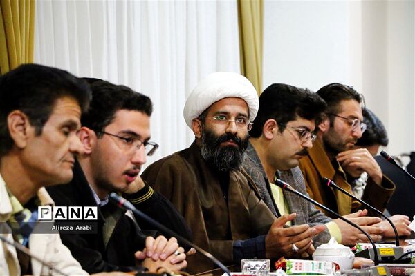 نشست خبری فرماندار کاشمر با اصحاب رسانه