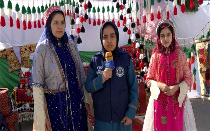 نمایشگاه بازارچه کسب و کار درسی و تولیدات صنایع دستی دانش‌آموزان  در برازجان افتتاح شد