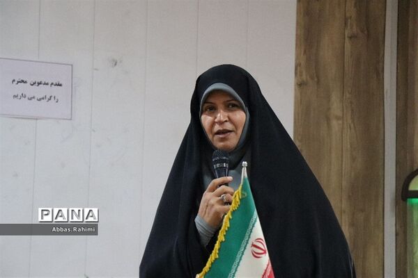 تقدیر از آقایان کارمند اداره آموزش و پرورش پاکدشت