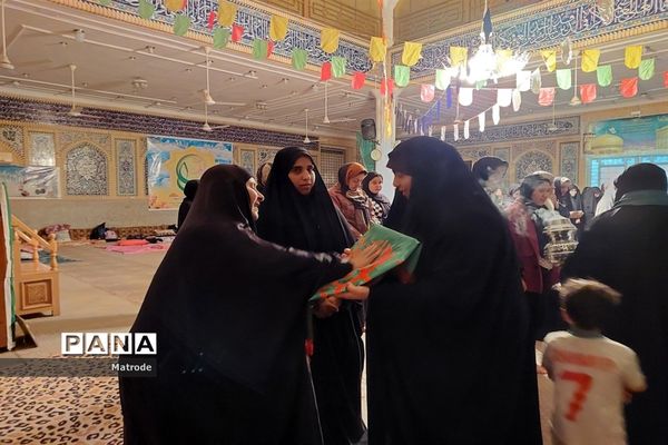 شرکت فعال پیشتازان شادگانی در مراسم اعتکاف دانش‌آموزی