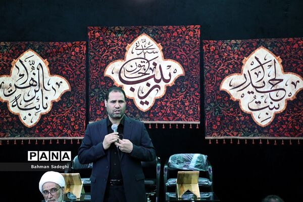 حضور وزیر آموزش و پرورش در مراسم اعتکاف دانشجومعلمان و دانش‌آموزان