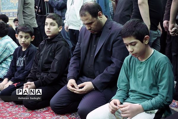 حضور وزیر آموزش و پرورش در مراسم اعتکاف دانشجومعلمان و دانش‌آموزان