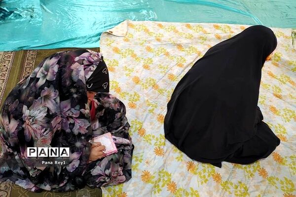 بازدید مدیرکل آموزش و پرورش شهرستان‌های استان تهران از اعتکاف دانش‌آموزان ناحیه یک شهرری
