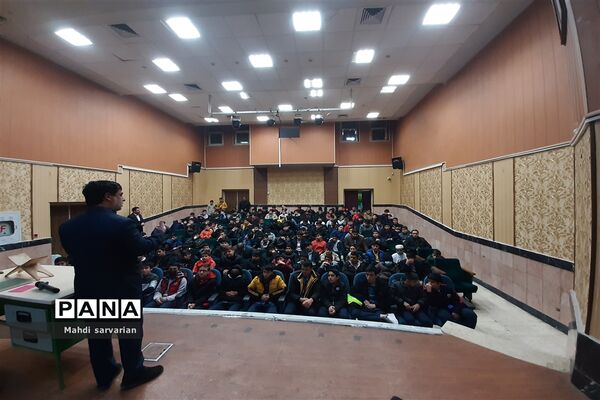 برگزاری مسابقات قرآن ، عترت و نماز دانش‌آموزان ناحیه ۷ مشهد مقدس