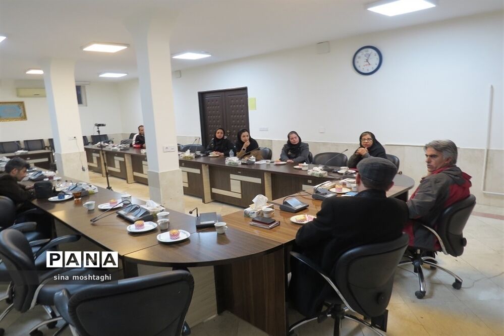 کارگاه آموزش شعر کودک و نوجوان شهرستان بجنورد  در اداره فرهنگ و ارشاد اسلامی