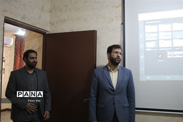 نشست دانش‌آموز خبرنگاران خوزستان در آستانه چهل و پنجمین دهه فجر