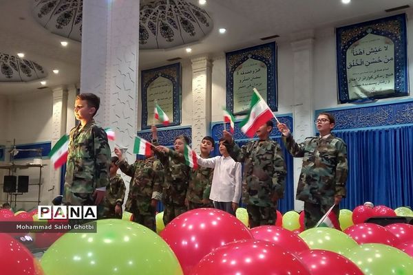 مراسم مهر پدری به‌مناسبت ولادت امام علی(ع) در مرقد شیخ صدوق ناحیه یک شهرری